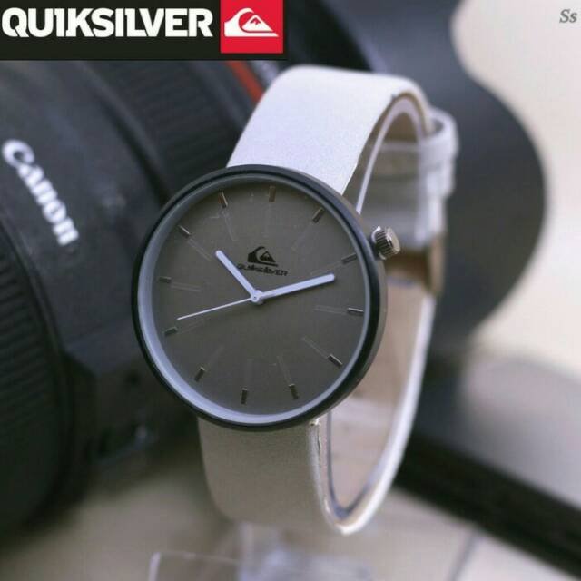 Quicksilver jam tangan wanita