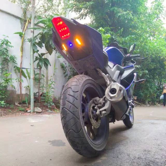 # fender variasi fender r15 ninja 250 gsx cbr undertail fender sein belakang