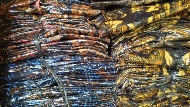 Kemeja Batik Pria Lengan Panjang Size M L Xl Xxl  Bswart Batik Hrb026 Kenongo Hem Panjang Padi Top1