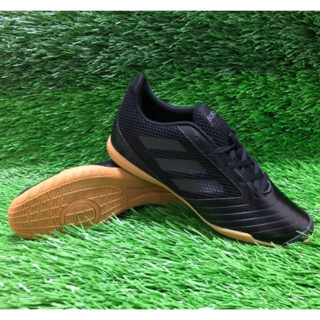 Sepatu Futsal Adidas Predator 19.4 Black BNIB