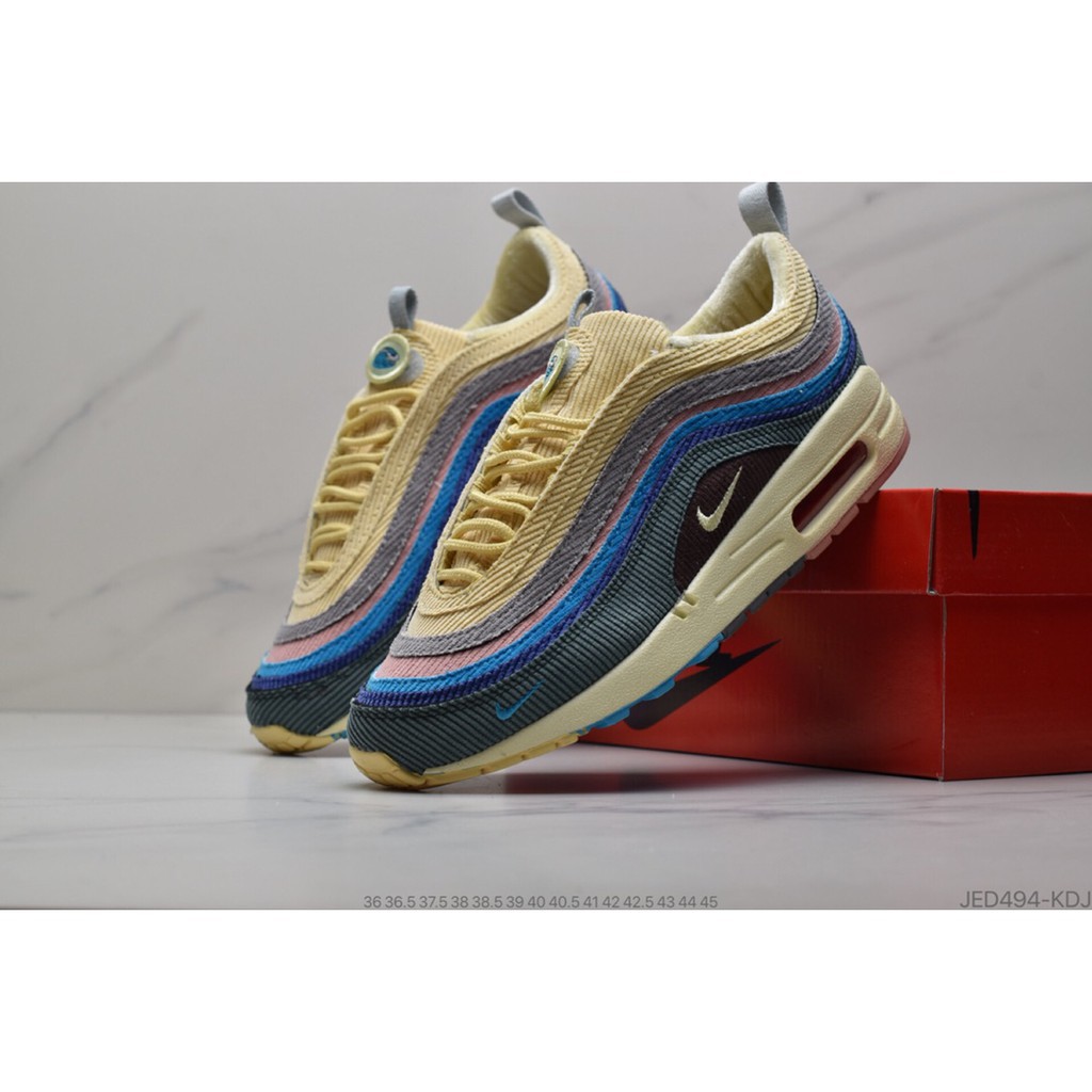 sepatu sean wotherspoon