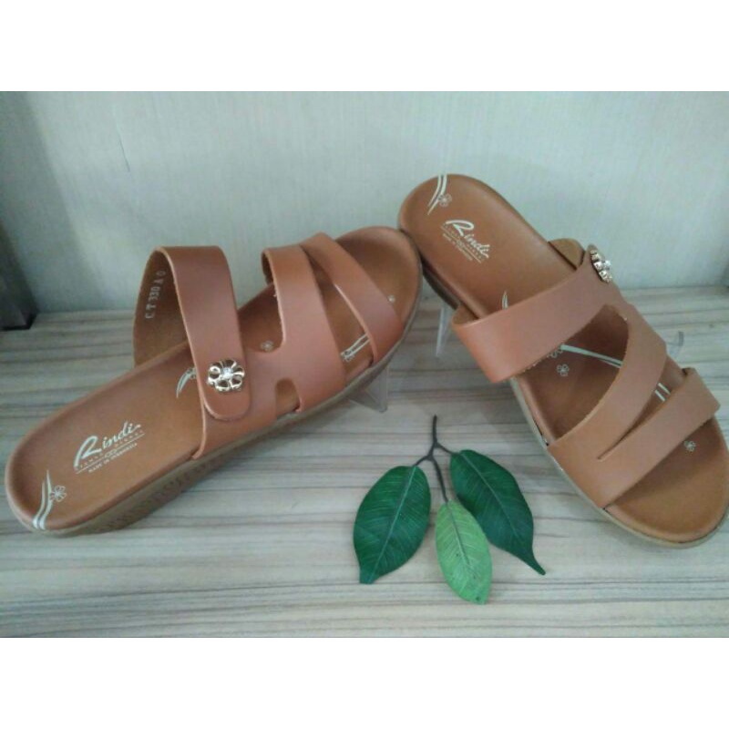 Sandal wedges wanita rindi orange