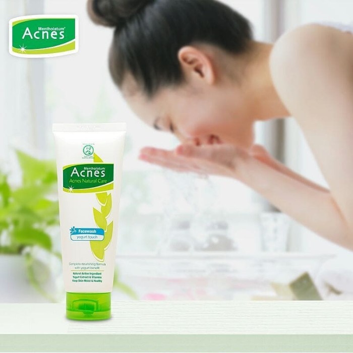 Acnes Natural Care Yogurt Touch Face Wash 100gr