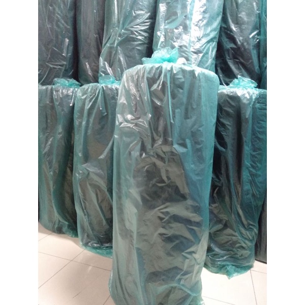 

BUBBLE WRAP HITAM 125cm x 50 m