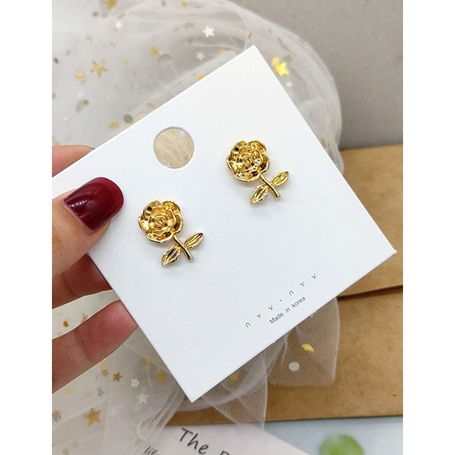 LRC Anting Tusuk Fashion Golden Flowers Matte Gold Three-dimensional Carved Rose Earrings F57498