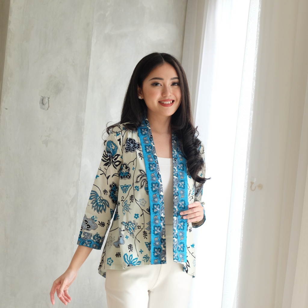 Padma Batik Couple (Jenna - Amber - Brenda - Darcy - Gama - Hera - Intan - Mutia - Nadine )-Amber Vest