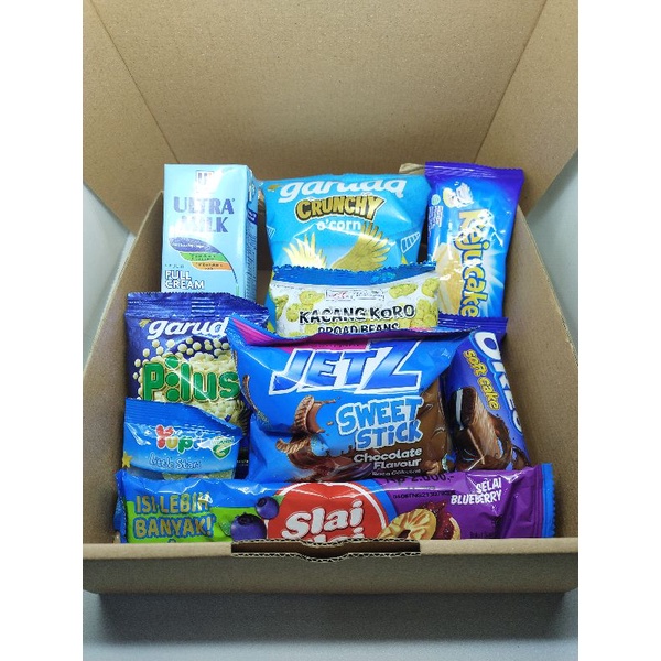 

Hampers Snacks Murah Kado Wisuda Ulang Tahun