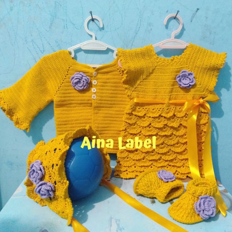 Dress Baby rajut (set topi sepatu dan jaket/cardigan)