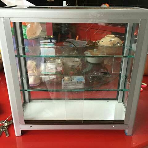 Etalase Kaca Mini Size