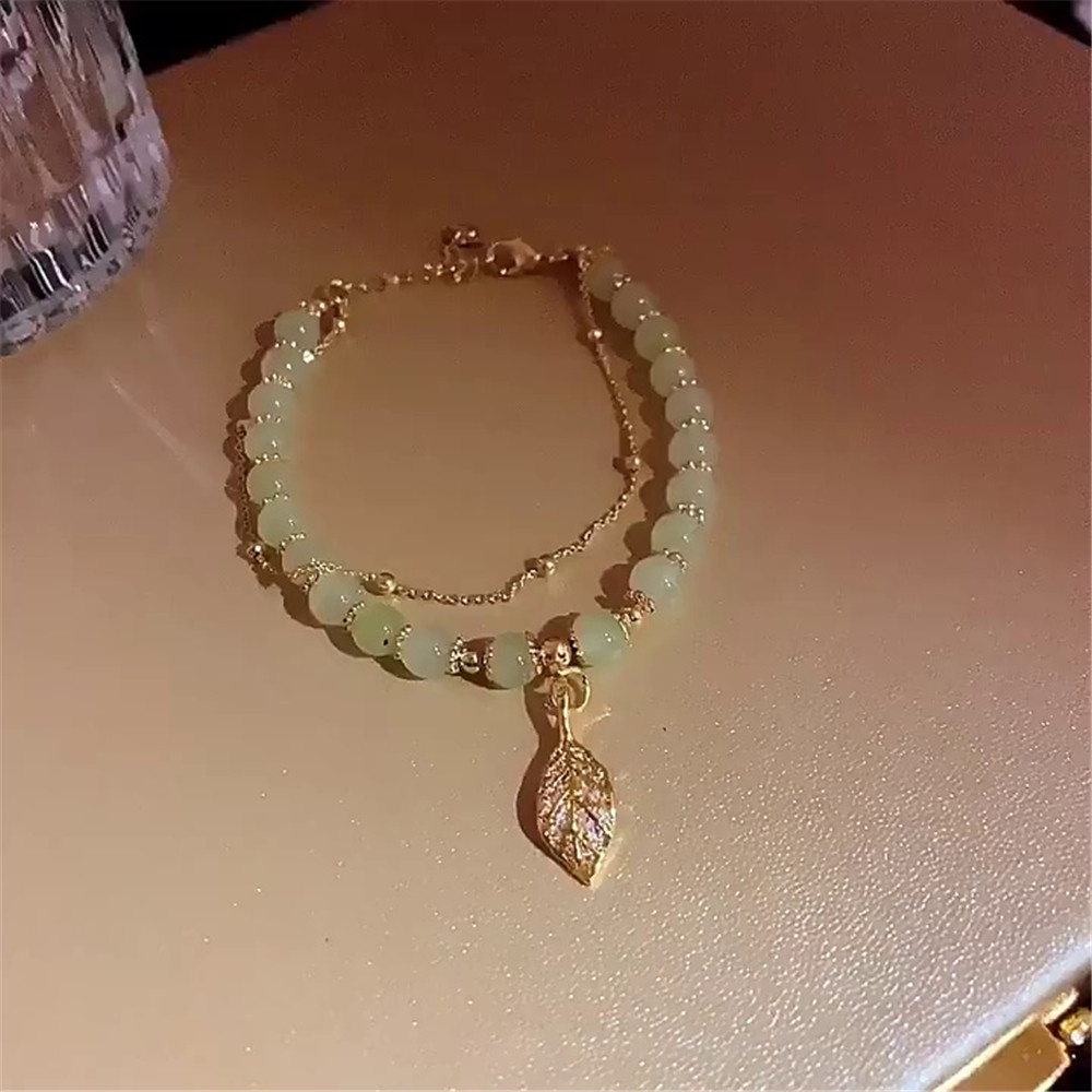 【COD Tangding】Gelang Tangan Manik-Manik Batu Jade Imitasi Aksen Daun Kecil Untuk Wanita