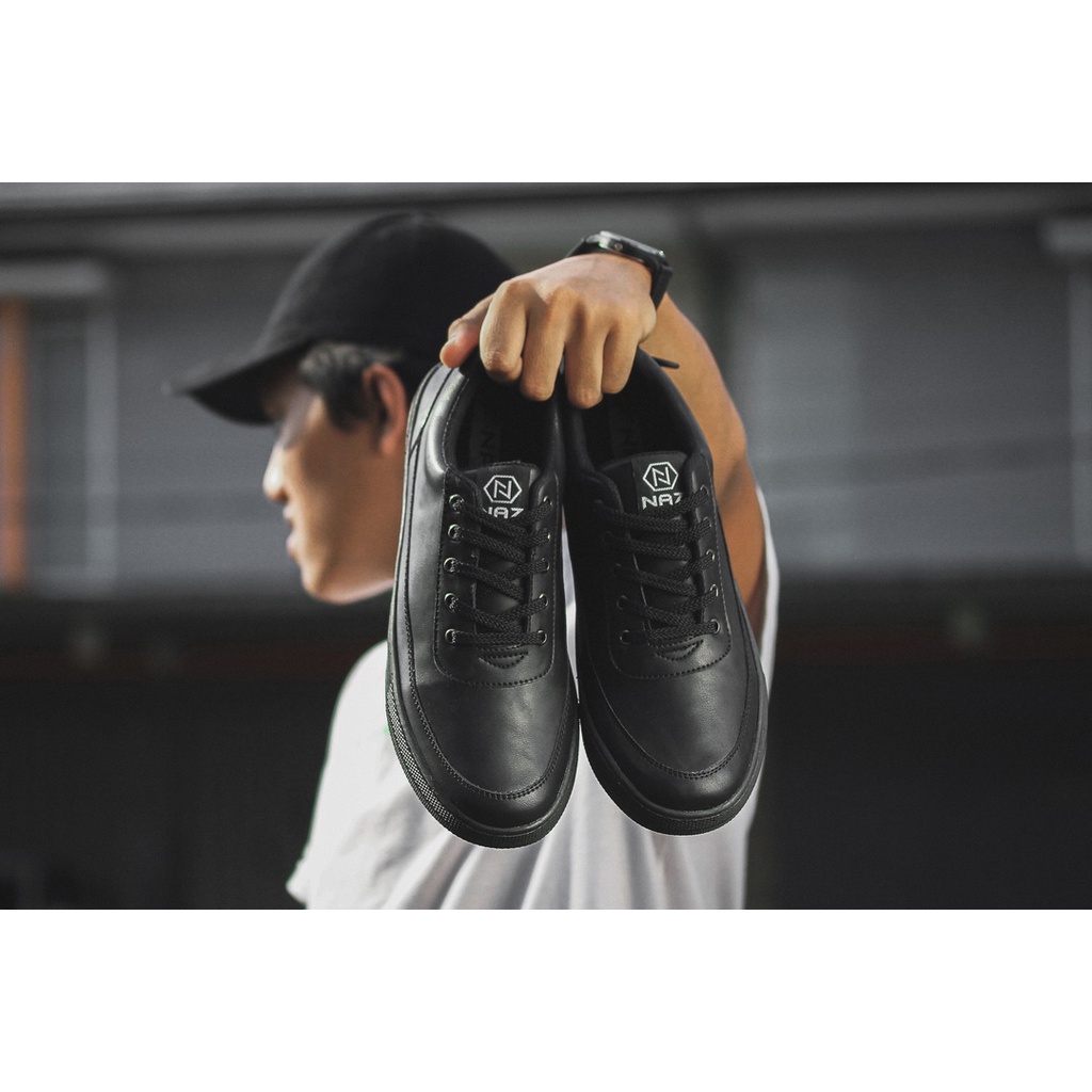 DEDRICK FULL BLACK (NAZ) - Sepatu Sneakers Pria Casual Unisex Original