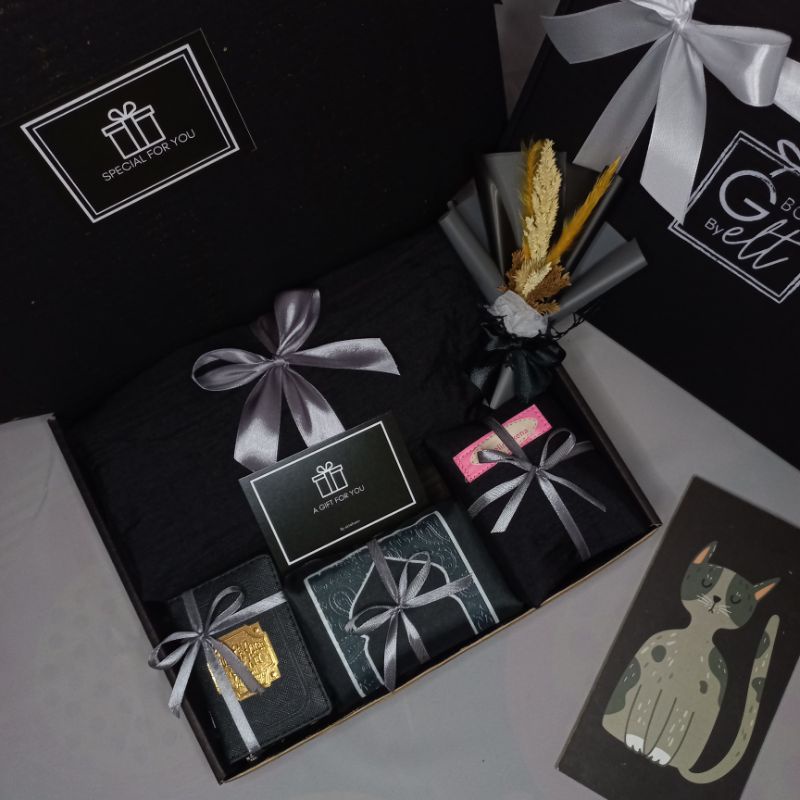 [MUKENA BLACK] Hampers Gift Kado Wedding Pernikahan Seserahan Ulang Tahun Birthday