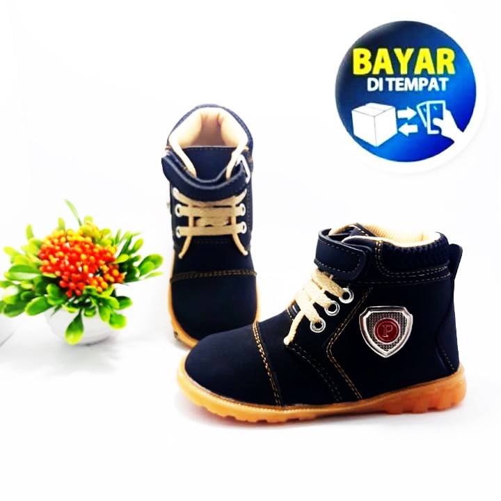 SEPATU BOOTS ANAK LAKI-LAKI/SEPATU ANAK