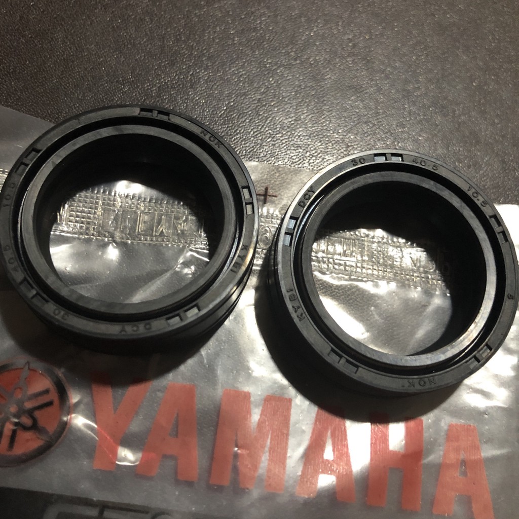 SEAL SHOCK DEPAN YAMAHA RX-KING 3KA SIL SHOCK RX KING 3KA