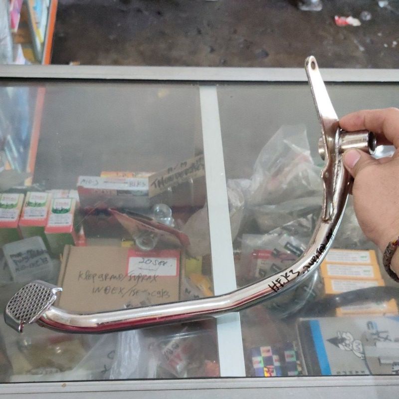 Pedal rem belakang jupiter MX OLD jupiter MX lama pijakan rem kaki belakang