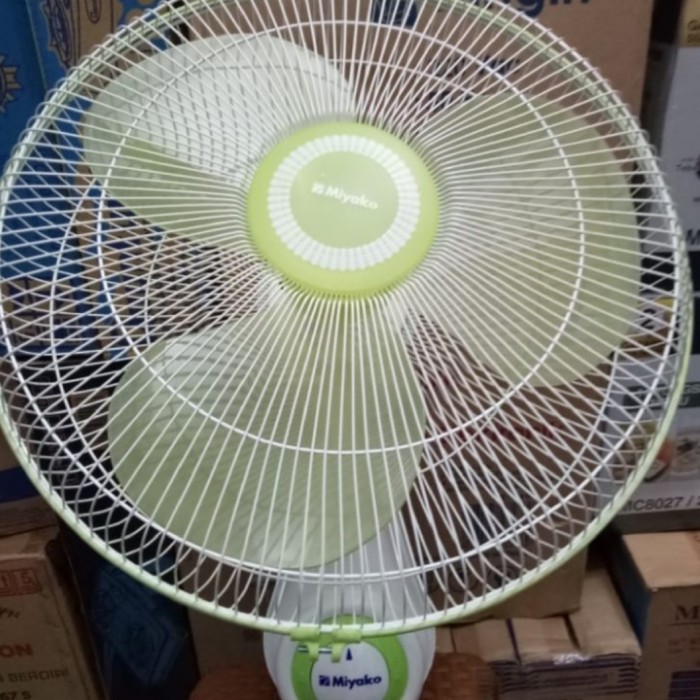 Kipas Dinding Miyako 16 Inch KAW1662-Wall Fan Miyako (PENGIRIMAN KHUSUS OJEK ONLINE)