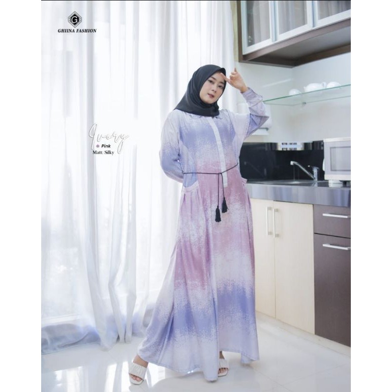 IVORY DASTER by GHIINA FASHION