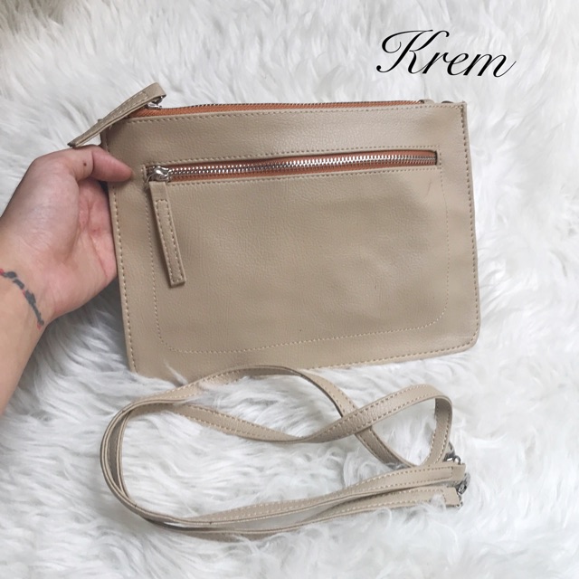 REPLIKA STRADI CLUTCH BISA SELEMPANG