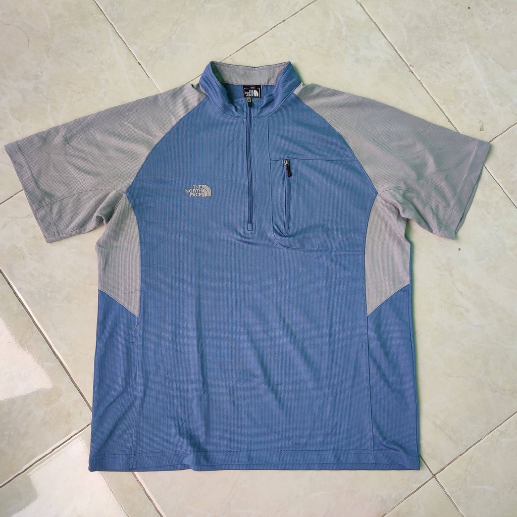 Baselayer TNF Size XL - Pakaian Olahraga Bekas Pendaki Pria Wanita - Outdoor Second Hiking