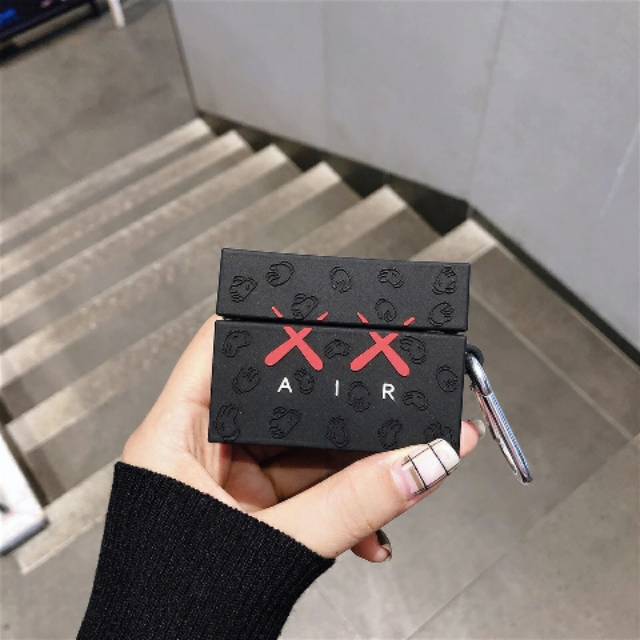Airpods pro case - nike x kaws