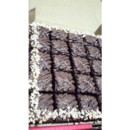 

Fudgy Brownies (Brownies bakar) by Browniee.daily - Nutella