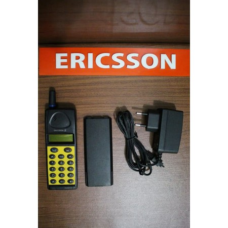 HP Ericsson GA628 Yellow Bukan Handphone Jadul GH688 Hiu Paus R310 T28