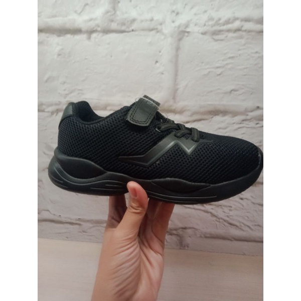 sepatu sekolah anak Nevada kids