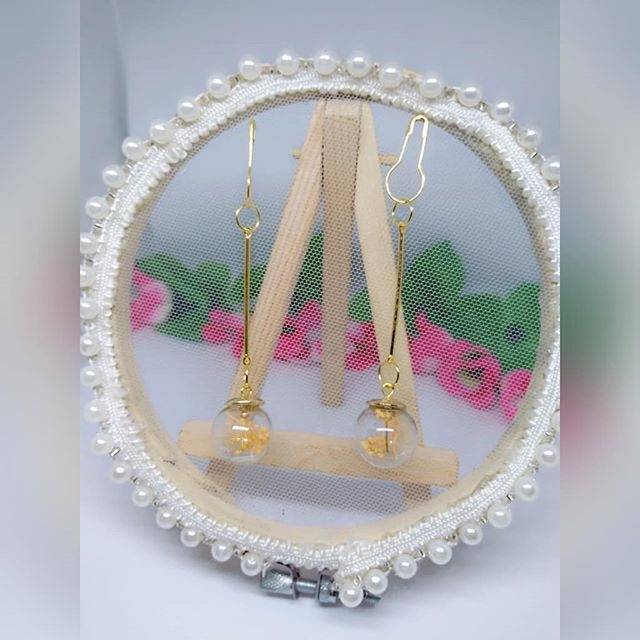 Anting hijab juntai bola bunga gold