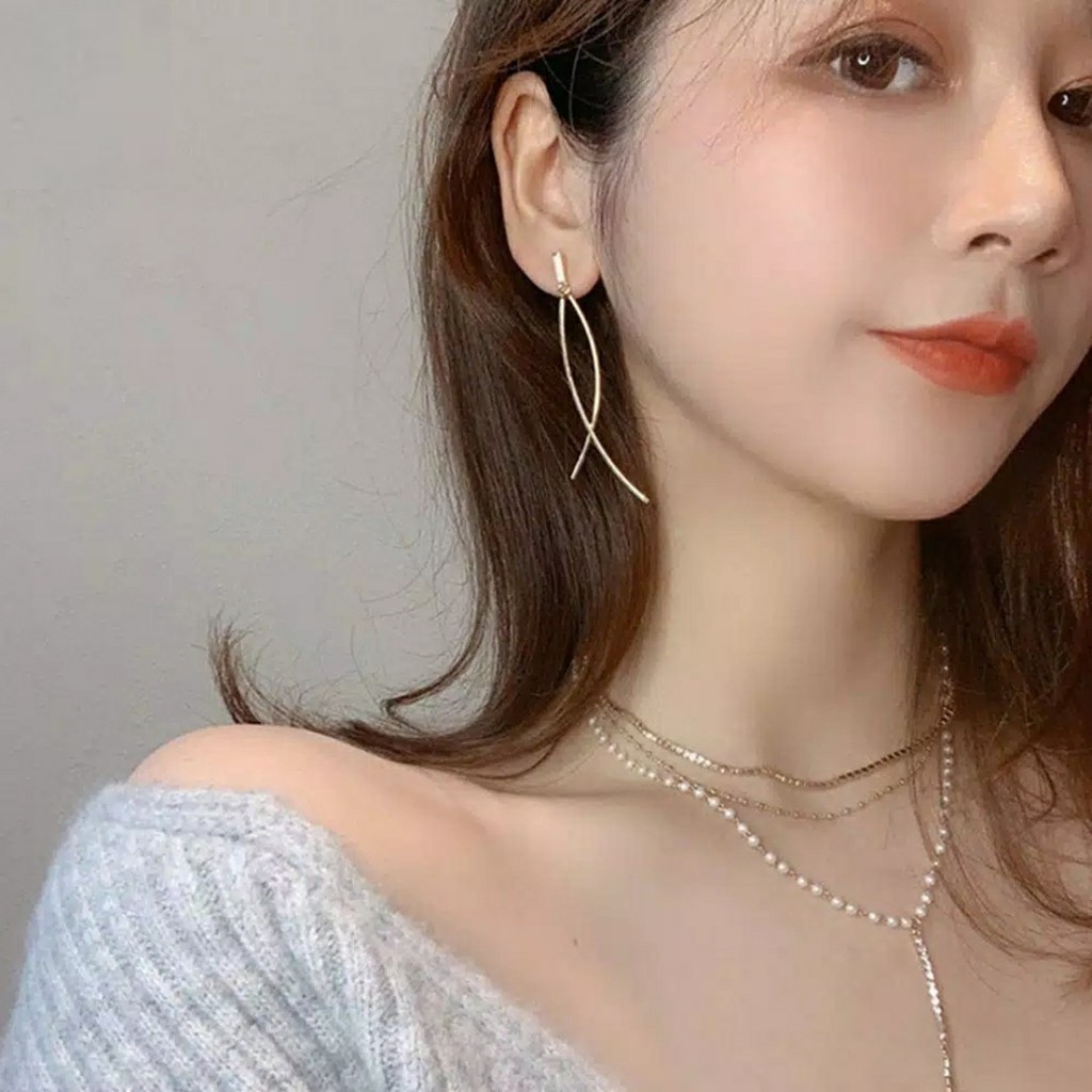 Anting Gantung Panjang Model Silang Elegan untuk Wanita