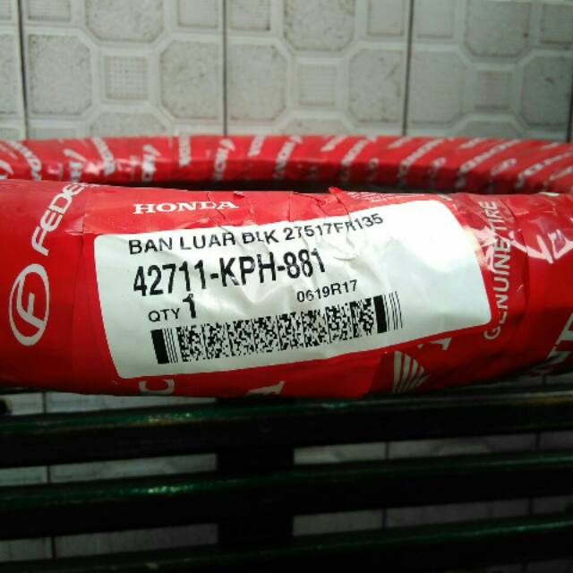 Ban luar Honda belakang 275-17 KPH
