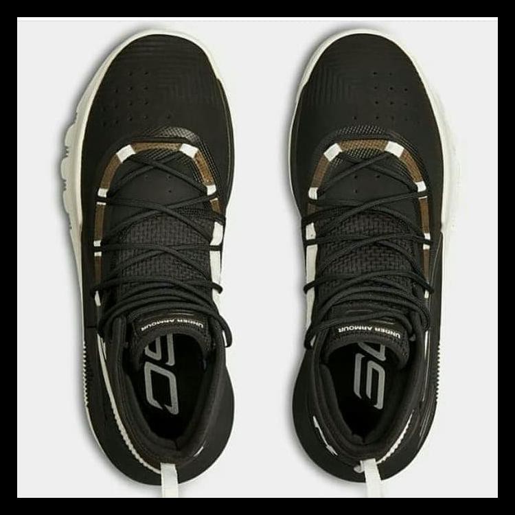 100%TERLARIS UNDER ARMOUR SC 3ZERO II MEN BASKETBALL SHOES - HITAM, 40 100% TERJAMIN