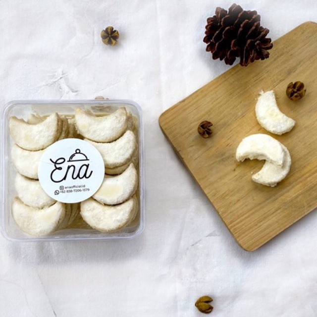 

Kue Puteri Salju Mini Box