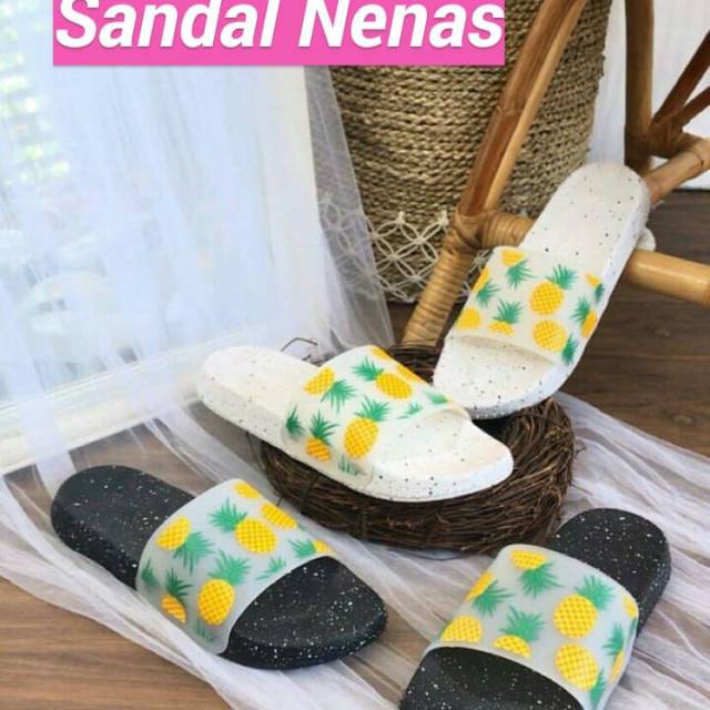 Sandal Nanas