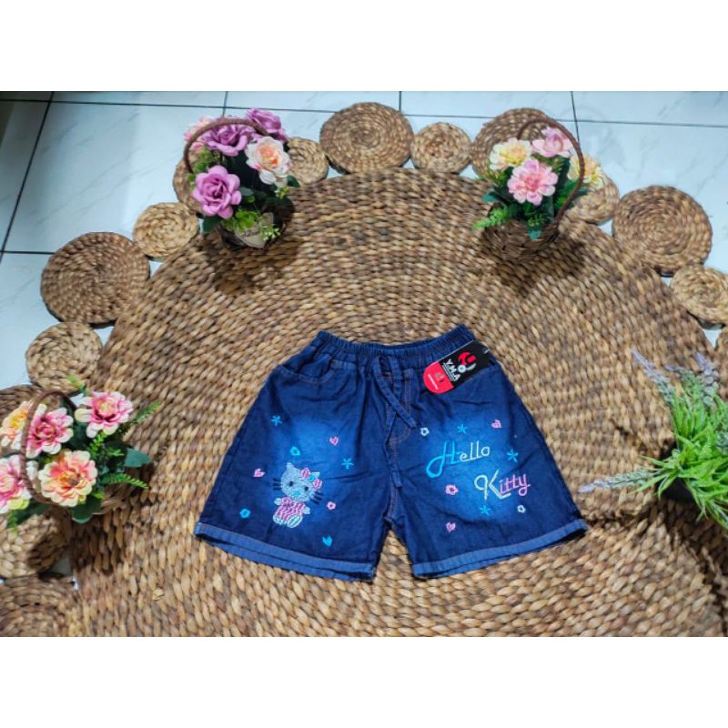 Hot pants Jeans anak 2 - 13 thn yma