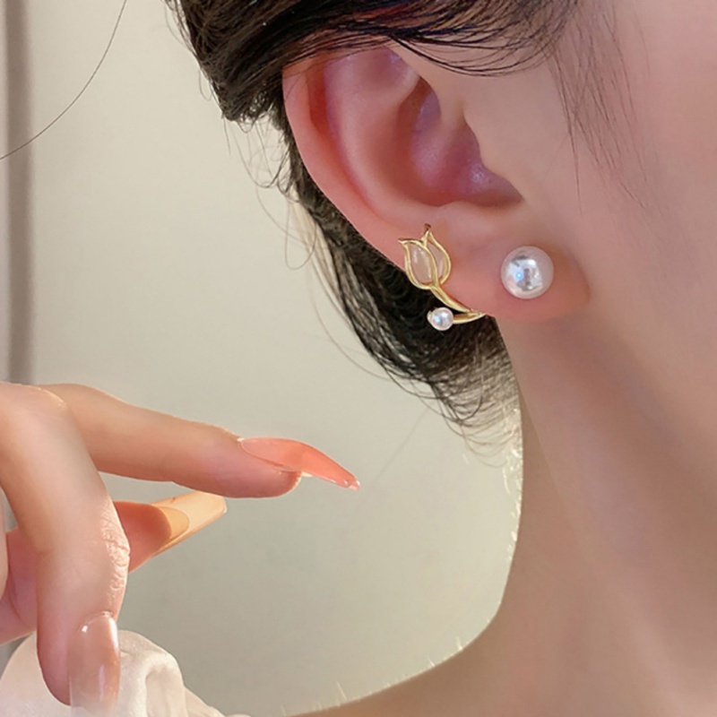 Anting Mutiara Bentuk Bunga Tulip