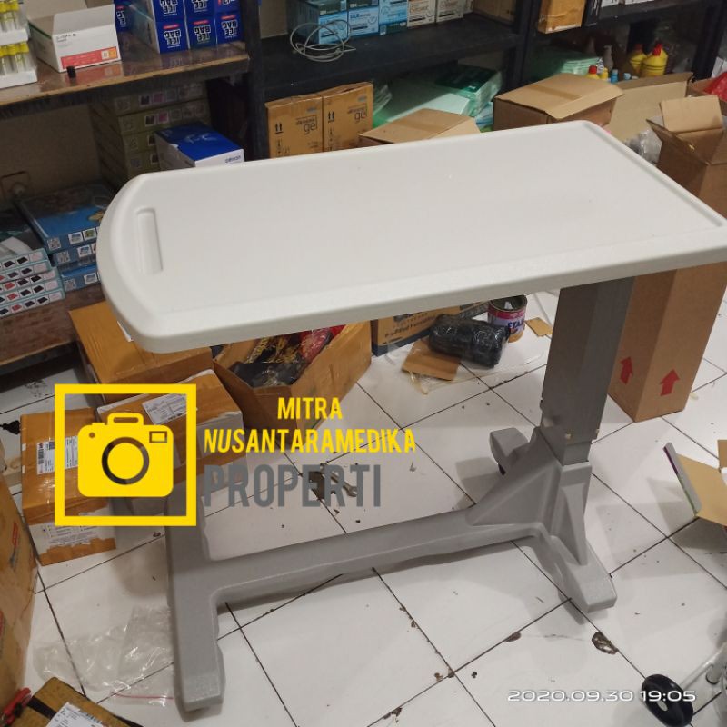 Overbed Table Acare 300 CS / Meja Makan Mayo Acare 300 CS