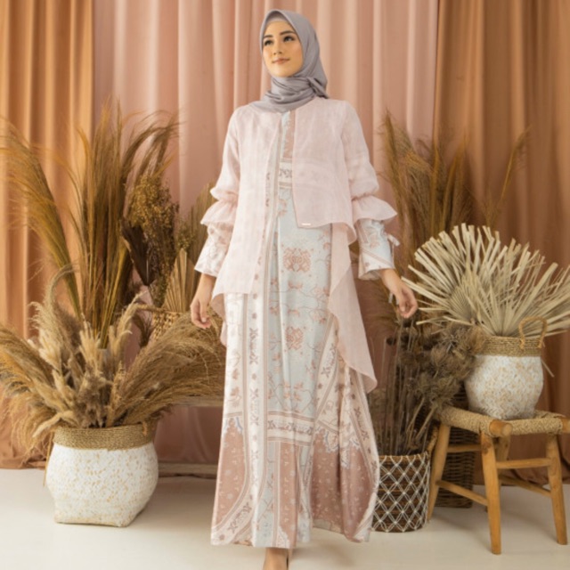 Lalika Outer by Wearing Klamby