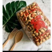 

Kacang Mete Goreng 1Kg