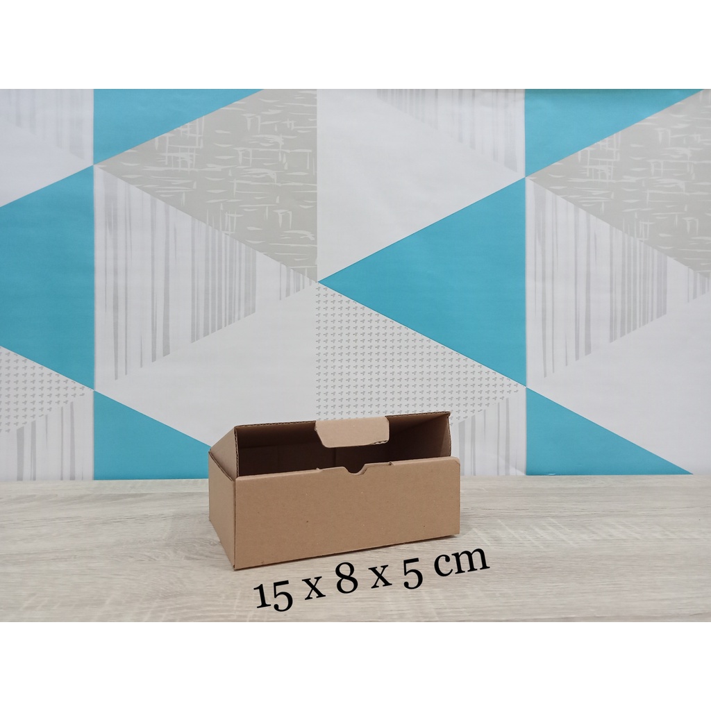

Kardus 15 x 8 x 5 cm....Die Cut kotak Buku dll