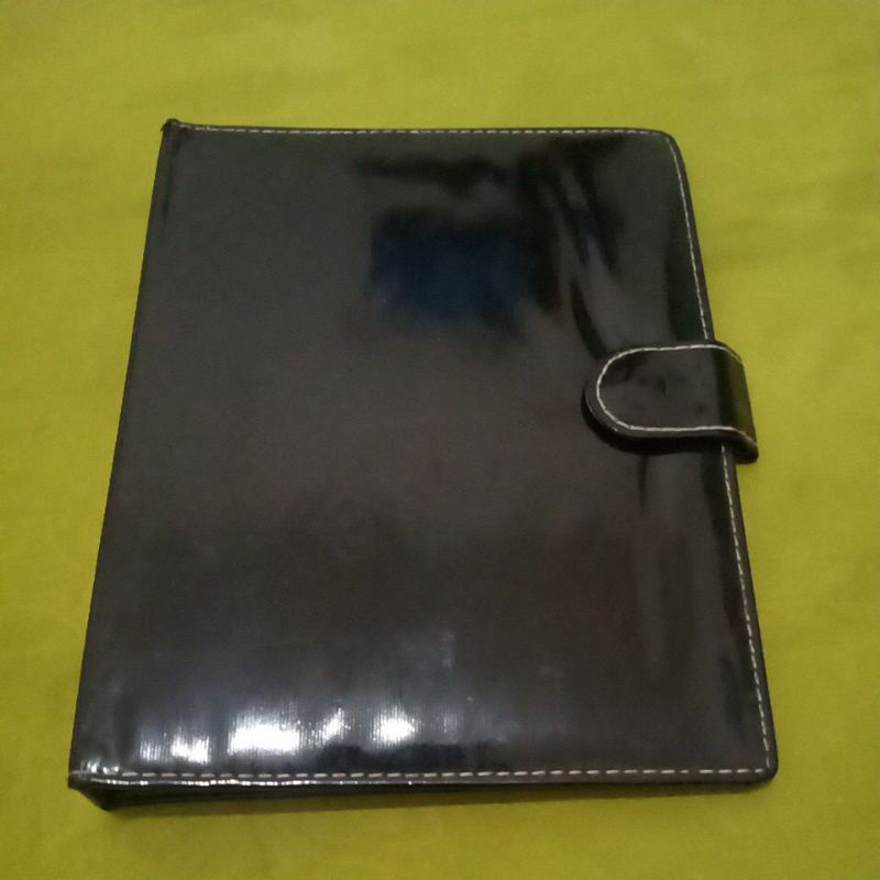 

Binder kulit hitam polos uk A5 ring 20