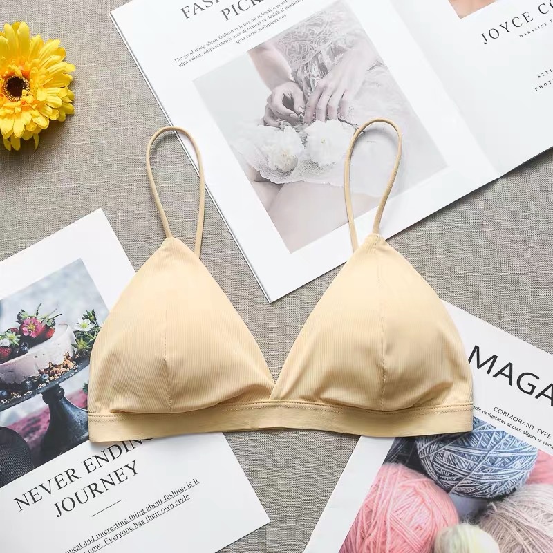 GO! BR620 Bra Wanita Tanpa Kawat Bahan Halus Pakaian Dalam bralette Push Up Elastis Sexy