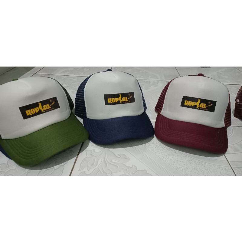 topi kopral merchandise Kicaumania + bonus gantungan kunci kopral