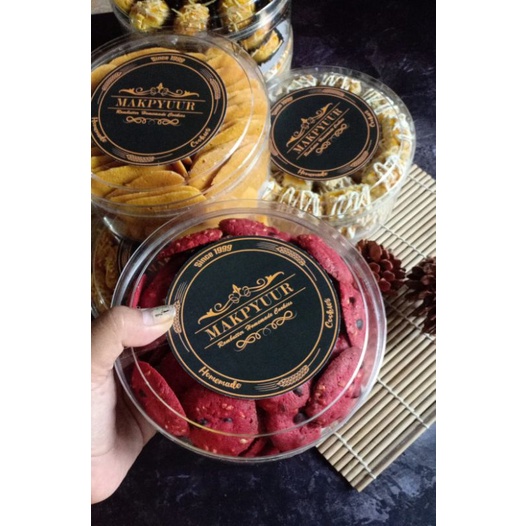 

KUE KERING REDVELVET MEDE BUTTER COOKIES 500GR WISMAN