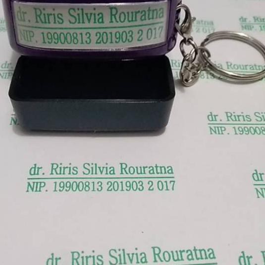 

SEGERA DAPATKAN STEMPEL NAMA NIP SIP DOKTER PERAWAT BIDAN NOMOR GANTUNGAN KUNCI 1343 mm 98