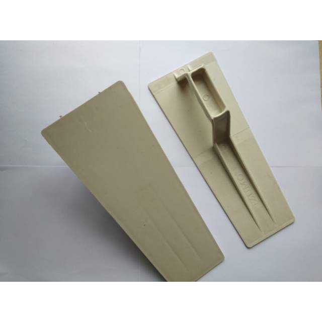 LASKAM PVC PUTIH/PLASTER TROWEL/ROSKAM PVC