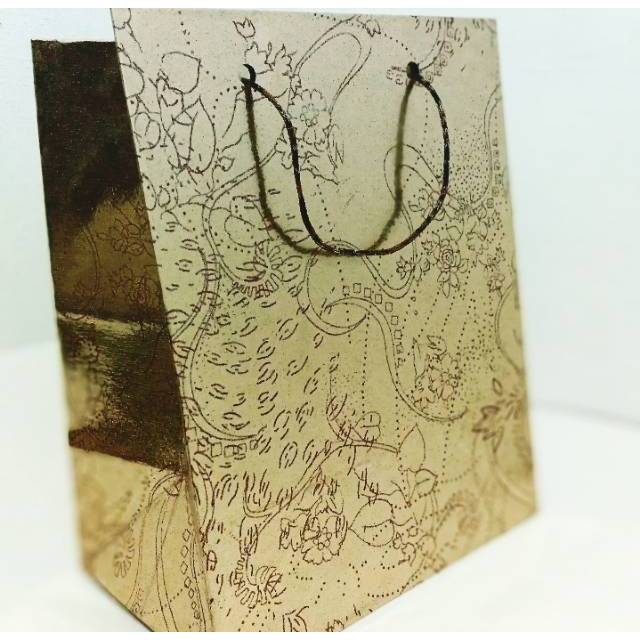 Paper bag emas /tas kertas R5 metalik(18x12x22)(0109)