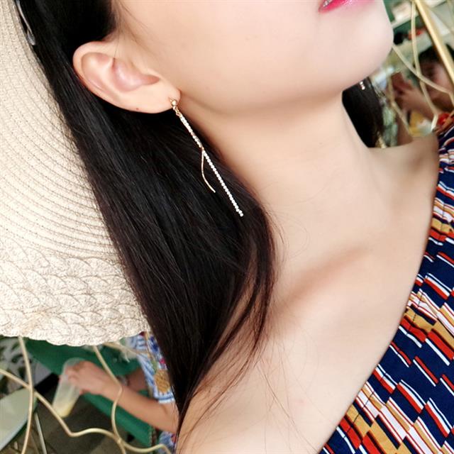 Geometris Kurva rumbai panjang fashion serbaguna minimalis geometris anting-anting Korea gaya chic d