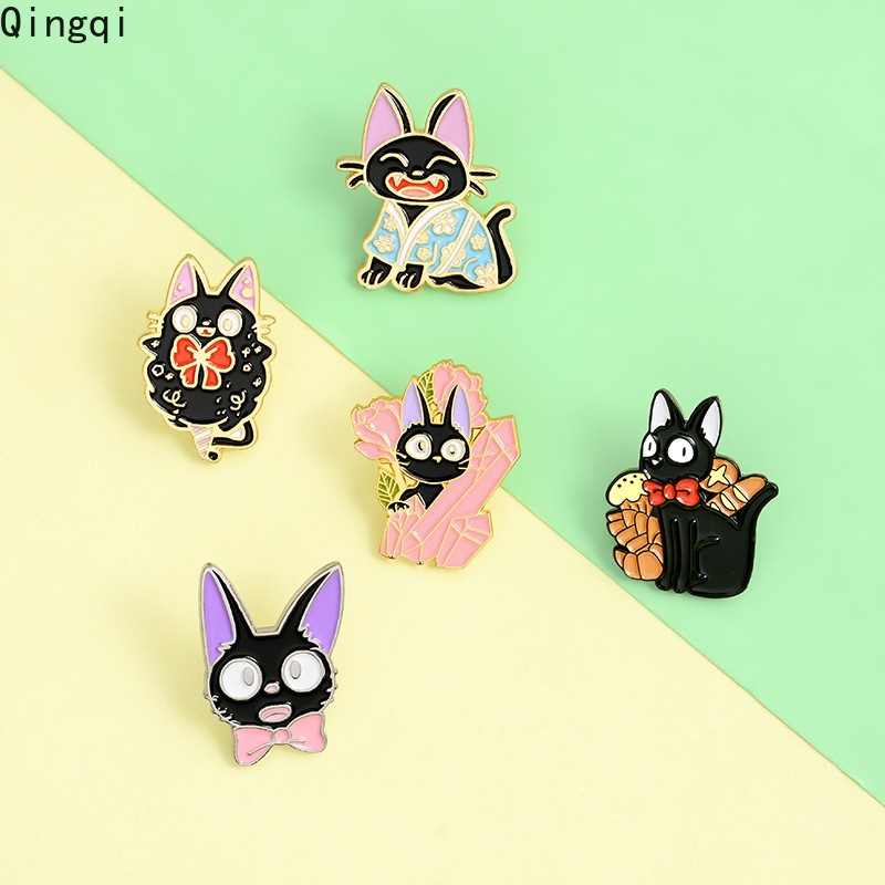 Bros Pin Enamel Desain Kartun Hewan Kucing JiJi Warna Hitam Untuk Tas Topi Pakaian