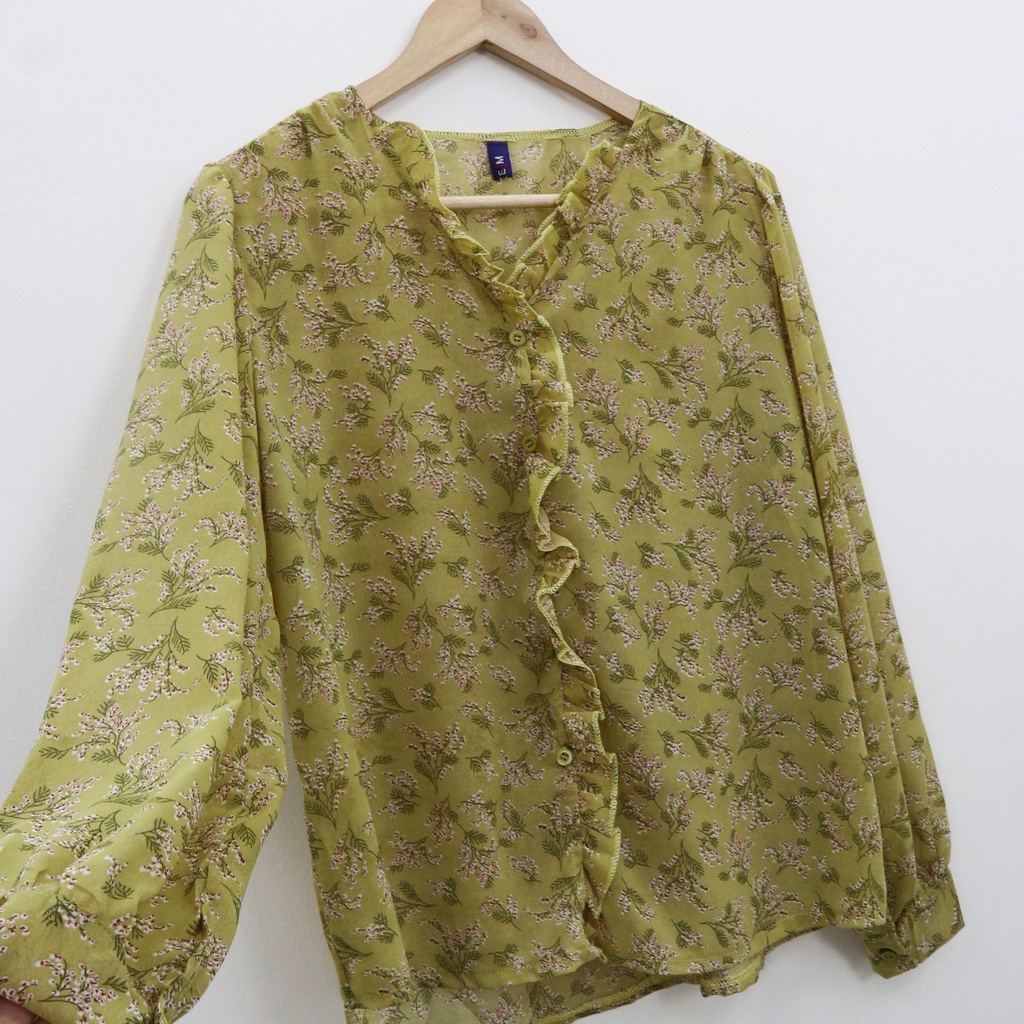 Yuri flow top blouse - Thejanclothes