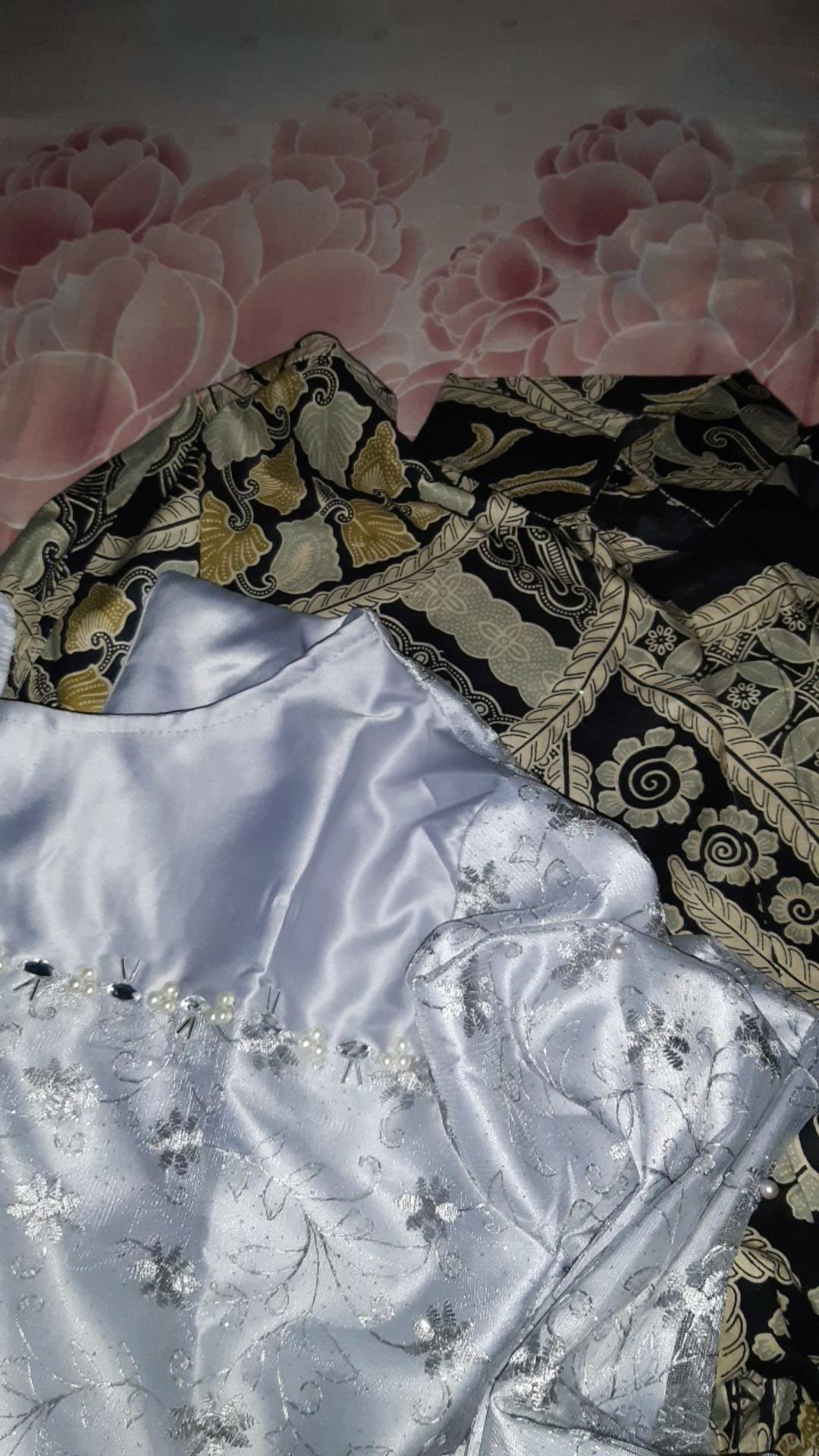 Batik Couple Kebaya Set Ayudia Tunangan Modern